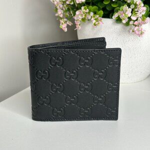 Gucci GG Signature Leather Wallet Authentic